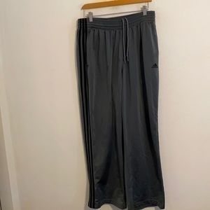 ADIDAS GREY SWEATPANTS SIZE LARGE